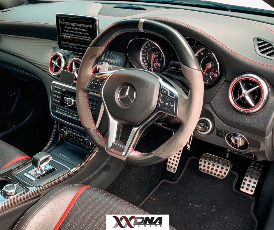 MERCEDES BENZ CLA45 C117 2.0