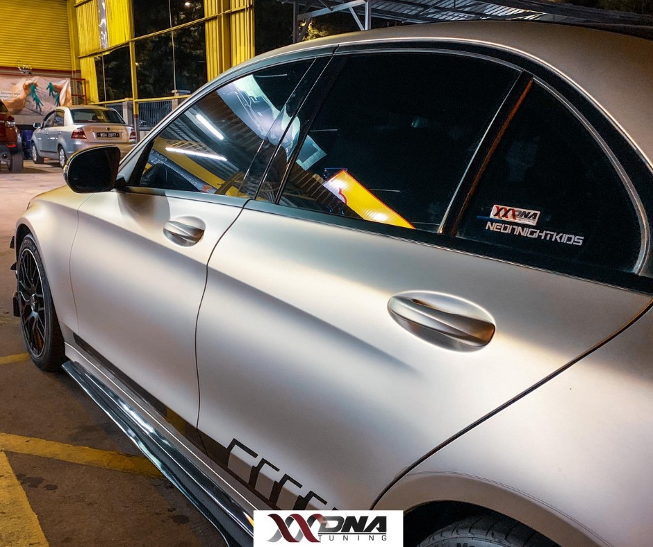 MERCEDES BENZ C200 W205 1.5